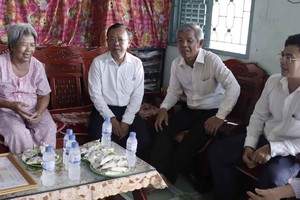 守德市领导人已走访并聆听本市环市三路项目受影响居民的意见。