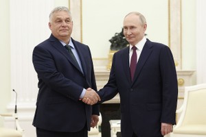 当地时间2024年7月5日，俄罗斯总统普京会见到访的匈牙利总理欧尔班。（图：互联网）