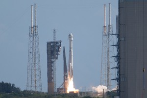 2024年6月5日，美国波音公司“星际客机”飞船从佛罗里达州卡纳维拉尔角太空军基地发射升空。（图：NASA）