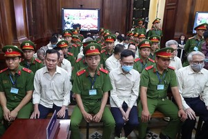 庭审现场。（图：海龙）