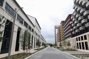 巴黎奥运村一隅。（图：AFP）