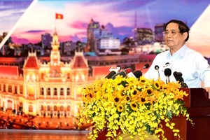 范明政总理就本市和南部东区社经发展举行会议