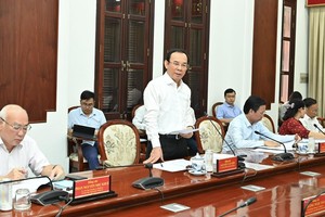 市委书记主持第 98 号《决议》开展落实指委会会议