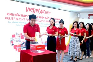 越捷航空捐助灾区同胞