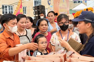 大发中秋节关爱病童