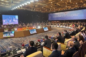 工业转型是本市与世界各都市迫切要求