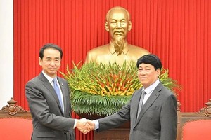 党中央书记处常务书记梁强会见中国新任驻越大使何炜