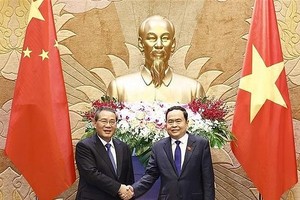 越南国会主席陈清敏会见中国国务院总理李强