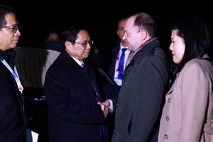 政府总理范明政一行已离开喀山，启程回国，圆满结束此次出席金砖国家领导人扩大会议之行。（图：越通社）