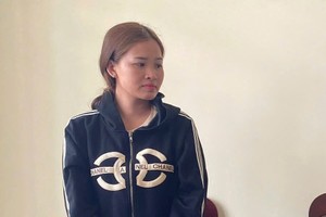 被逮捕的嫌犯陈氏玉娘。（图：警方提供）