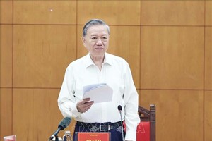 不利用肃贪反腐阻碍发展或牟利