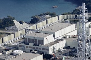 图为位于宫城县的东北电力公司女川核电站2号机组。（图：共同社）