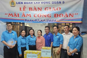 为贫困员工修建温情屋