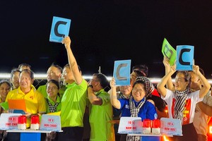 参加才华洋溢比赛的战士。（图：市党部新闻网）