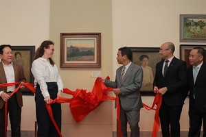 接收咸宜皇帝画作