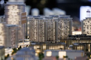  在阿塞拜疆巴库举行的气候变化大会中，展示了绿色城市模型和其他基于气候解决方案的展览。（图：联合国气候变化框架公约）