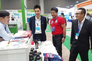 加深国内外化工产业合作交流