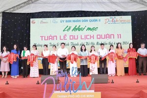 第十一郡第四届旅游周正式开幕。