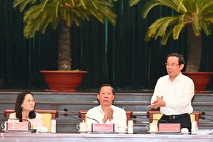 革新领导方式结合精简组织架构