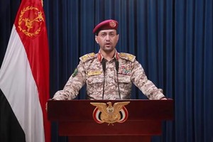 胡塞武装发言人叶海亚‧萨雷亚。（图：互联网）