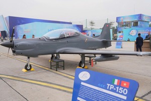 2024年国际国防展的“越南制造”飞机