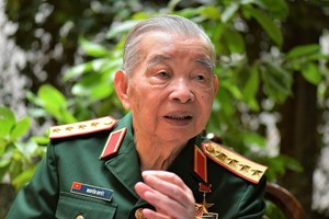 阮决大将生前照。