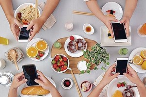 容易伤胃８件事