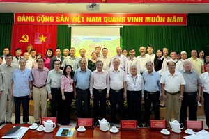 市领导与各华人会馆、宗教单位代表、企业家、各界模范人士