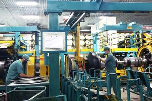 春节过后企业迅速投入生产完成年初订单。