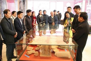 李-陈朝代佛教实物图片展