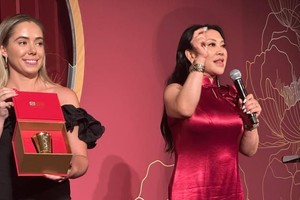 悉尼儿童医院基金会春节晚宴筹巨款