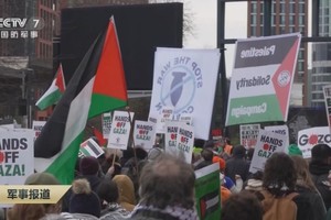 伦敦大规模游行抗议英美巴以政策