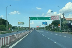 油曳 – 新富高速公路的起点与 1 号国道相交处。（图：交通报）