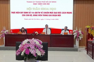 当前背景下干部党员要坚定不移