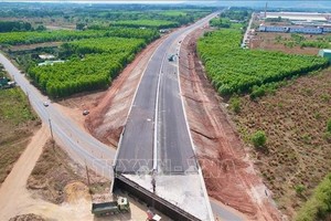 许多重点项目确保于下月底竣工