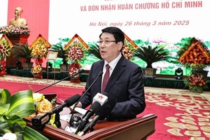 国家主席梁强在仪式上致辞。（图：VOV）