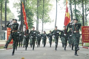 各兵种部队正在积极演练庆祝南方解放、祖国统一50周年阅兵游行活动。