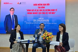 企业冷静应对关税问题