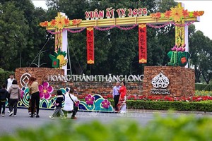  新春的升龙皇城游客如织。