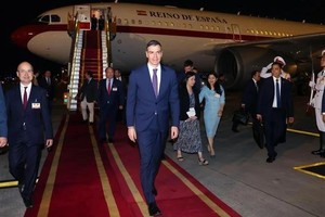 西班牙首相桑切斯对越南的正式访问，正值两国于2024年刚庆祝建立战略伙伴关系15周年，并即将迎来于2027年建交50周年之际进行。（图：越通社）