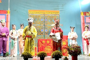 本市统一潮剧团赴金瓯演出服务乡亲