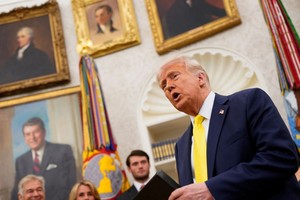 特朗普在白宫向记者表示，不期望在特定日数内实现停火，但他希望迅速实现停火。（图：路透社）