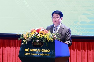 国家主席梁强在研讨会上致辞。（图：VGP）