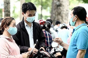 市卫生厅：公共场所应佩戴口罩。（示意图：互联网）