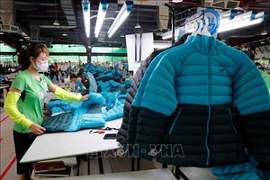 太平省Maxport纺织品成衣公司出口商品生产车间。