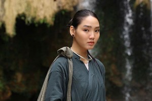 年轻演员在国产大片中“抢镜”