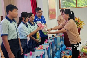 关爱受疫情影响孤儿