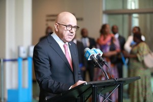 6月3日，在位于纽约的联合国总部，巴林外交大臣扎耶尼在巴林当选联合国安理会非常任理事国后讲话。（图：新华社）