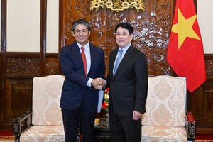 国家主席梁强会见日本驻越大使