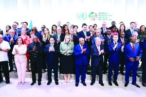 与会代表合影。（图：越通社）